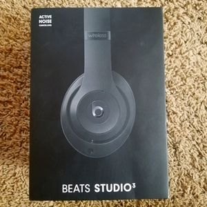 Beats Studio 3